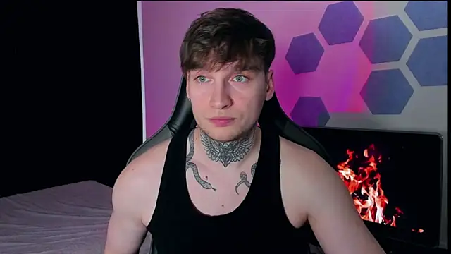 Chris Tyson online show from 18, 3, 2025