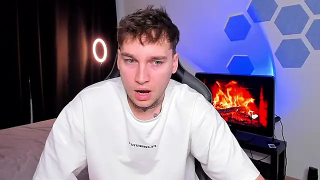 Chris Tyson online show from 5, 12, 2025