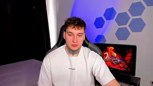 Chris Tyson online show from 9, 2, 2026