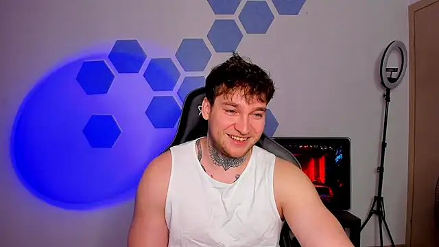 Chris Tyson online show from 25, 3, 2026