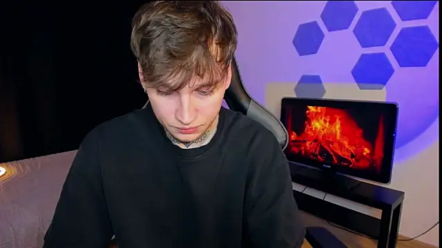 Chris Tyson online show from 7, 2, 2025