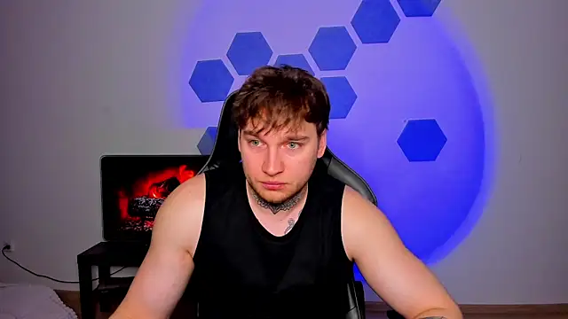 Chris Tyson online show from 15, 4, 2026