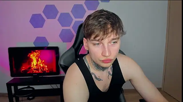 Chris Tyson online show from 24, 2, 2025