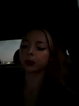 LoraaDoll online show from 9, 10, 2025