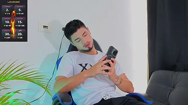 EdwardRoss  online show from 29, 11, 2025