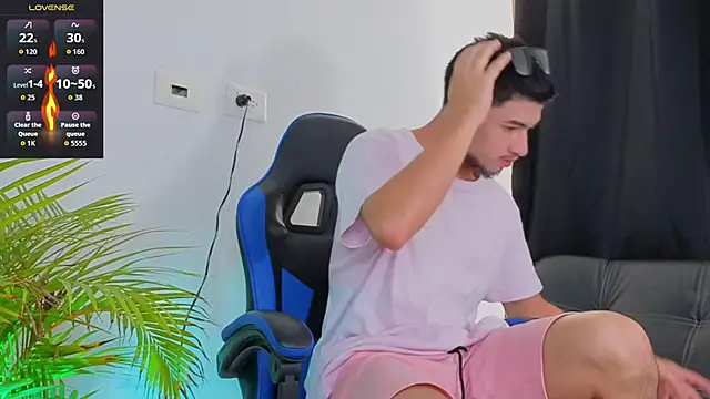 EdwardRoss  online show from 17, 11, 2025