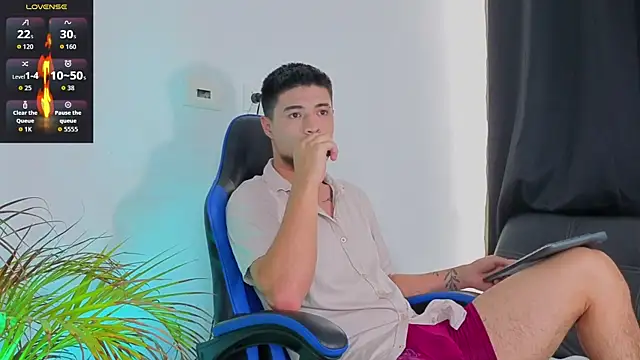 EdwardRoss  online show from 20, 12, 2025