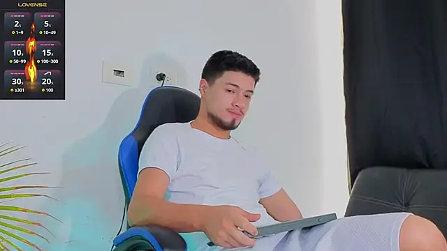 EdwardRoss  online show from 3, 12, 2025