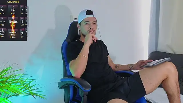 EdwardRoss  online show from 25, 2, 2026