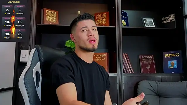 EdwardRoss  online show from 30, 9, 2025