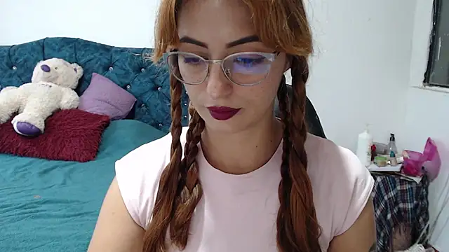 Kate lorens9 online show from 5, 4, 2026