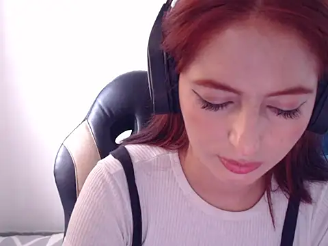 Kate lorens9 online show from 21, 3, 2025