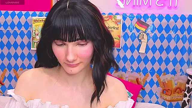 Lili flowerr online show from 2, 10, 2025