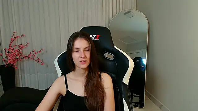 upssnowy online show from 2, 11, 2025