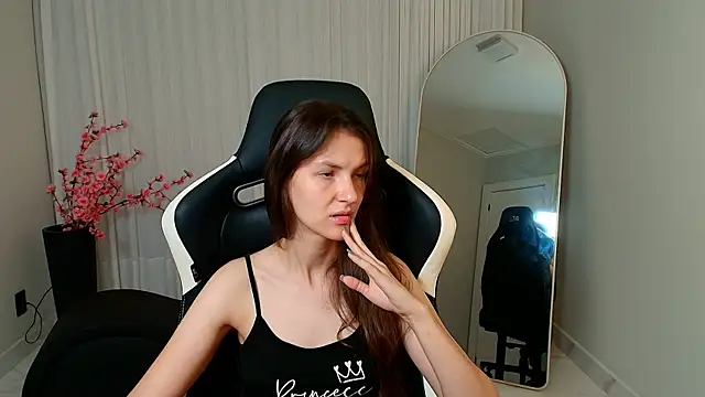 upssnowy online show from 30, 10, 2025