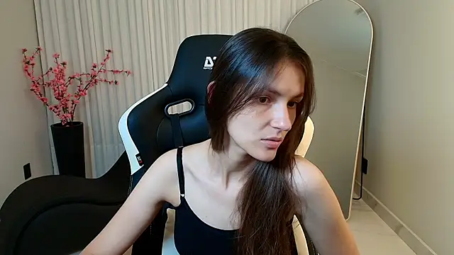 upssnowy online show from 5, 10, 2025