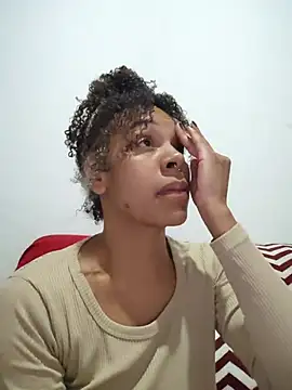 Julia Pretinha online show from 20, 6, 2026
