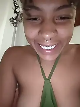 Julia Pretinha online show from 24, 11, 2025