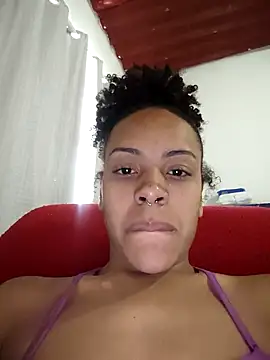 Julia Pretinha online show from 1, 10, 2025