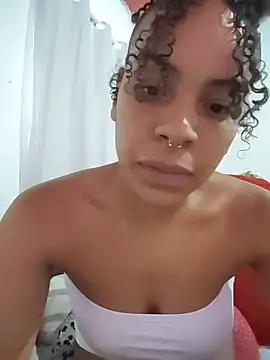 Julia Pretinha online show from 4, 11, 2025