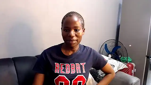 LongPussyLipsxx online show from 4, 10, 2025