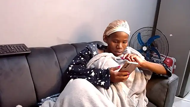 LongPussyLipsxx online show from 5, 10, 2025