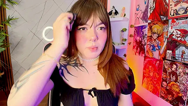 Fluffy Bubble21 online show from 6, 11, 2025