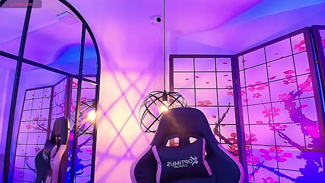 Fluffy Bubble21 online show from 23, 2, 2026