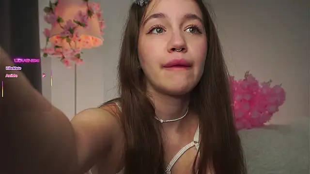 AmiLewis online show from 26, 9, 2025