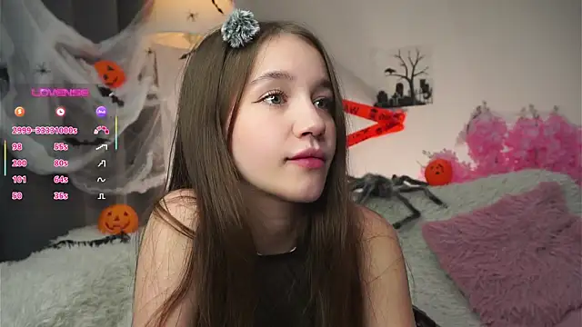 AmiLewis online show from 29, 10, 2025