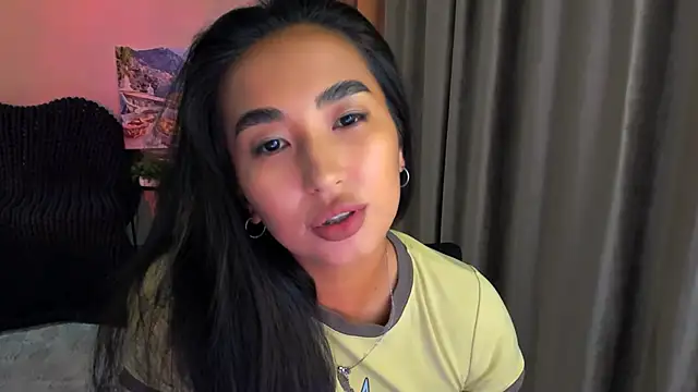 worldofkim online show from 28, 1, 2025