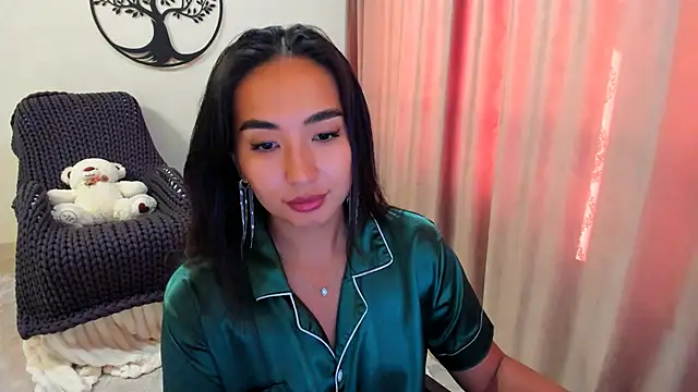 worldofkim online show from 9, 9, 2025