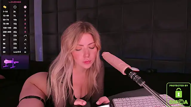 Snapshot of NateHalll chatting on 8, 3, 2025 NateHalll online show from 8, 3, 2025