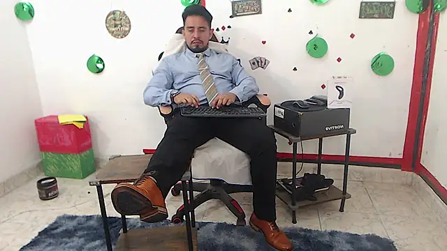 Snapshot of KalethBigDick chatting on 28, 6, 2026 KalethBigDick online show from 28, 6, 2026