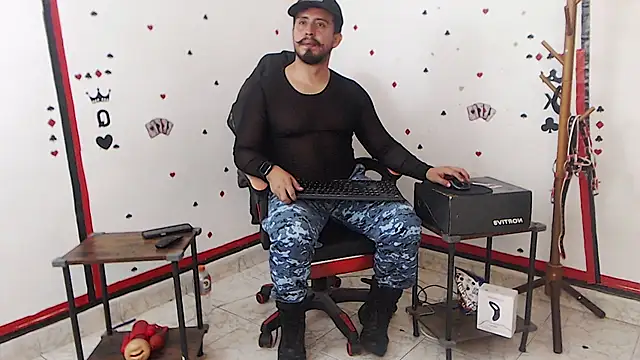 KalethBigDick online show from 8, 10, 2025