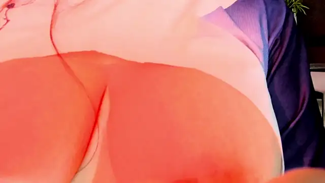 Miia Thompsonn online show from 5, 3, 2025