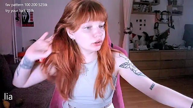Snapshot of lil_lia chatting on 19, 6, 2026 lil lia online show from 19, 6, 2026