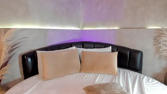 AmyStevenss online show from 25, 11, 2025