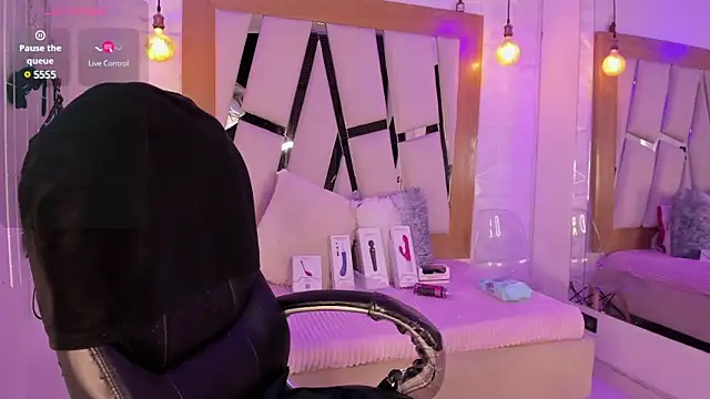 ary cooper  online show from 10, 3, 2025