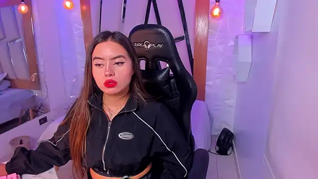 ary cooper  online show from 6, 11, 2025