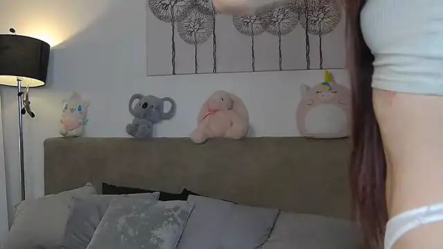 CassKiera online show from 4, 10, 2025