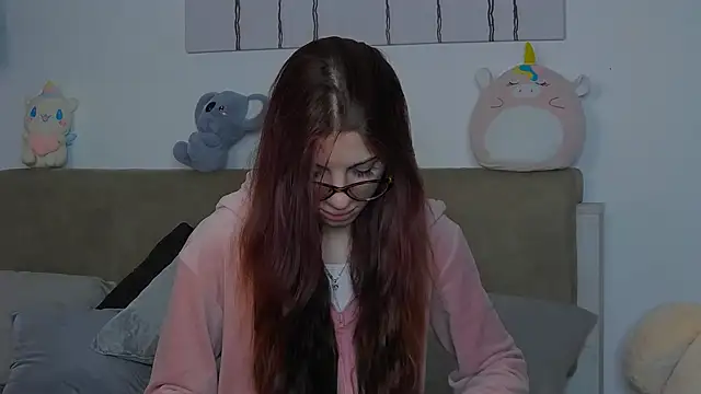 CassKiera online show from 18, 10, 2025