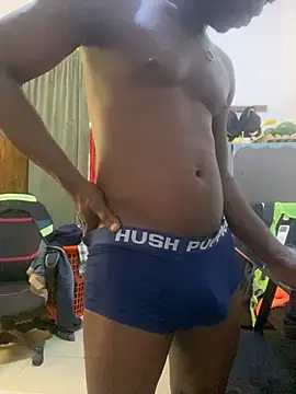 Snapshot of BigBrotherFreak chatting on 8, 4, 2026 BigBrotherFreak online show from 8, 4, 2026