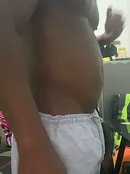 Snapshot of BigBrotherFreak chatting on 12, 3, 2026 BigBrotherFreak online show from 12, 3, 2026