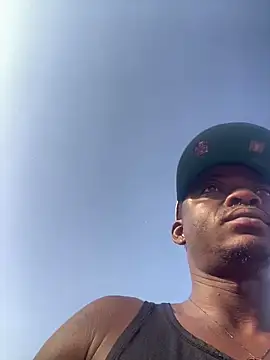 Snapshot of BigBrotherFreak chatting on 12, 3, 2026 BigBrotherFreak online show from 12, 3, 2026