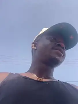 Snapshot of BigBrotherFreak chatting on 31, 3, 2026 BigBrotherFreak online show from 31, 3, 2026