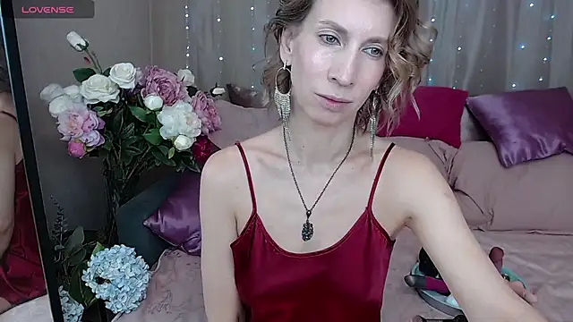 Snapshot of AdrianaSea chatting on 15, 10, 2025 AdrianaSea online show from 15, 10, 2025