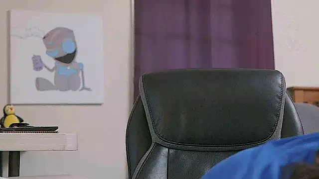 Seraph De La Luna online show from 5, 3, 2025