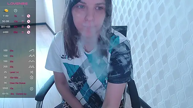 Snapshot of LisaHeart chatting on 31, 5, 2026 LisaHeart online show from 31, 5, 2026