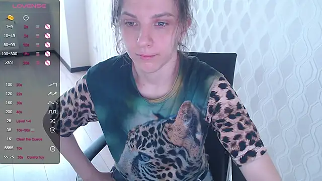 LisaHeart online show from 8, 11, 2025